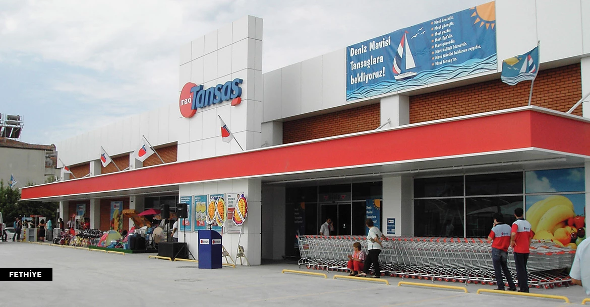 SUPERMARKET