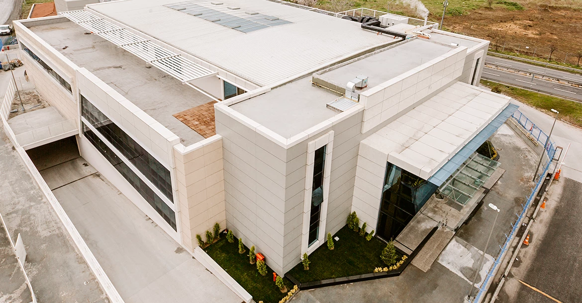 FLIGHT TRAINING CENTER