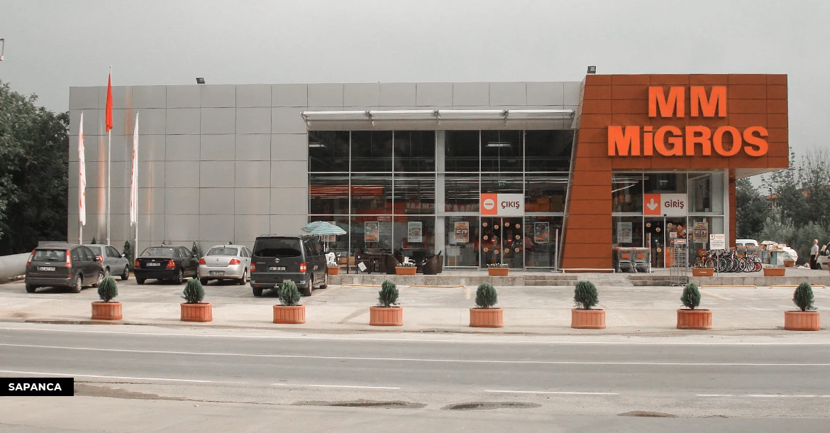 SUPERMARKET
