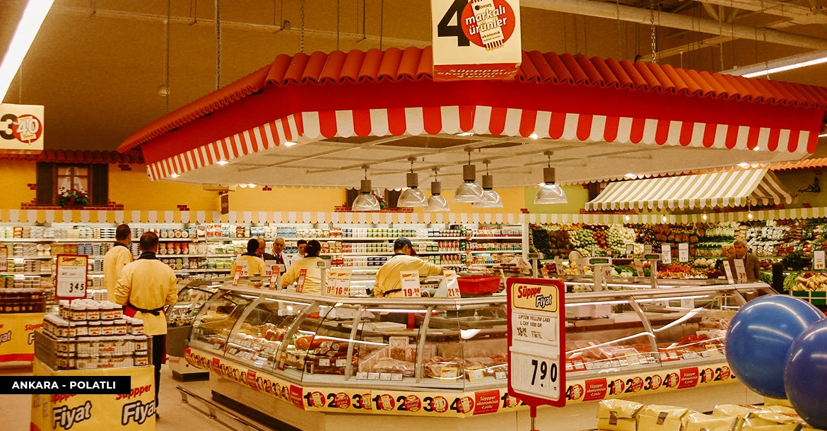 SUPERMARKET